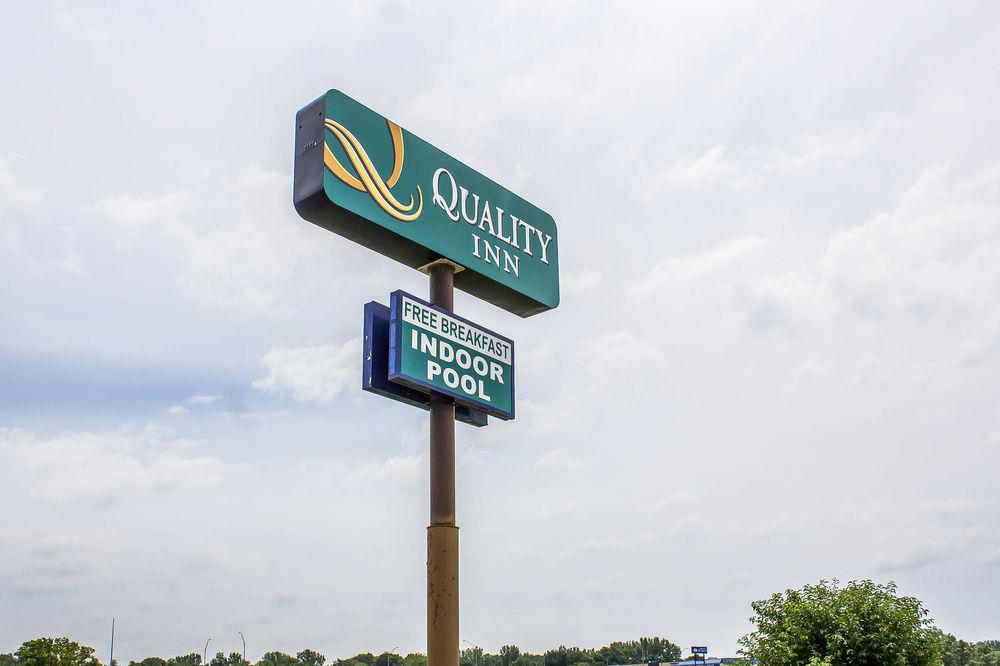 Quality Inn Newton At I-80 المظهر الخارجي الصورة