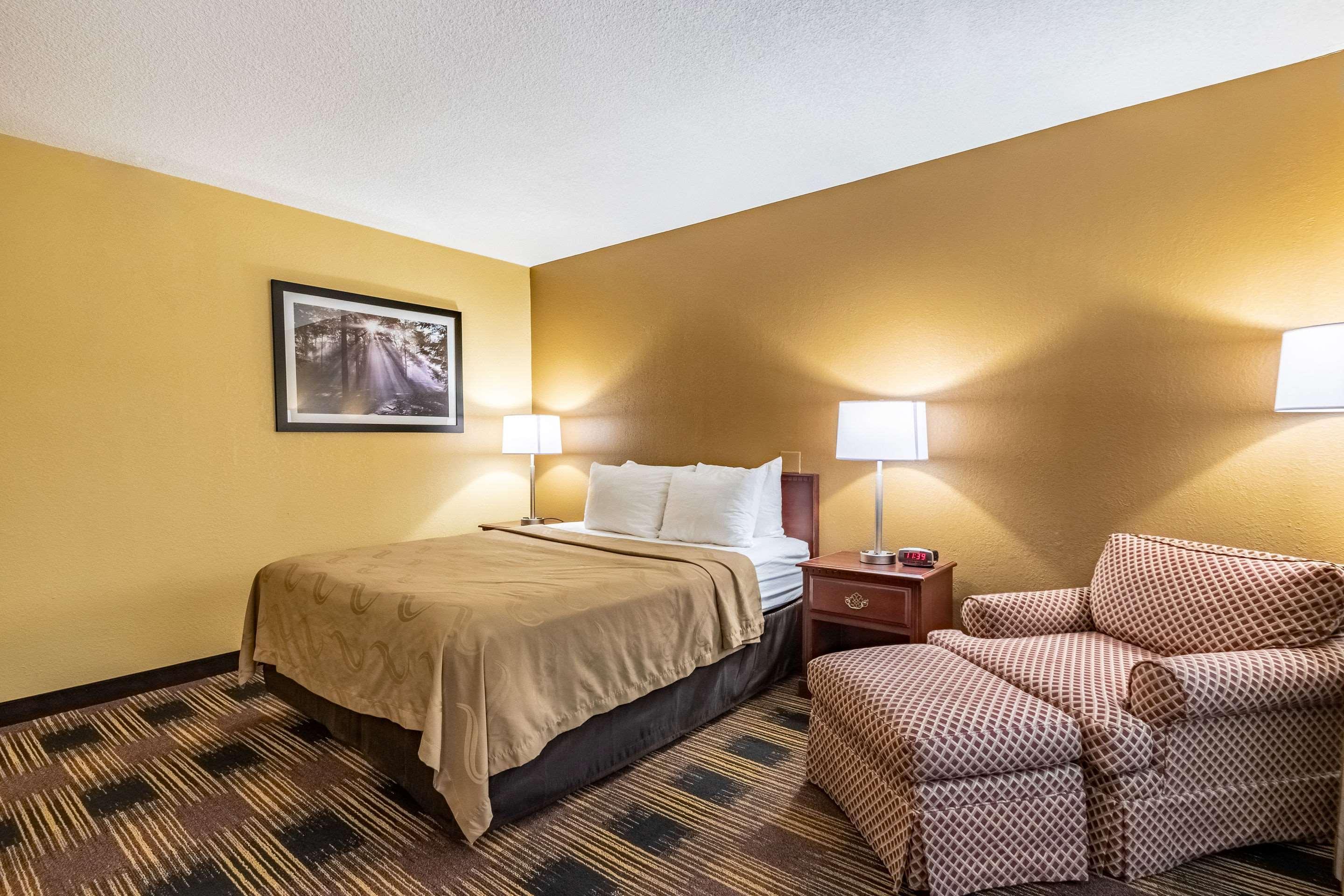 Quality Inn Newton At I-80 المظهر الخارجي الصورة