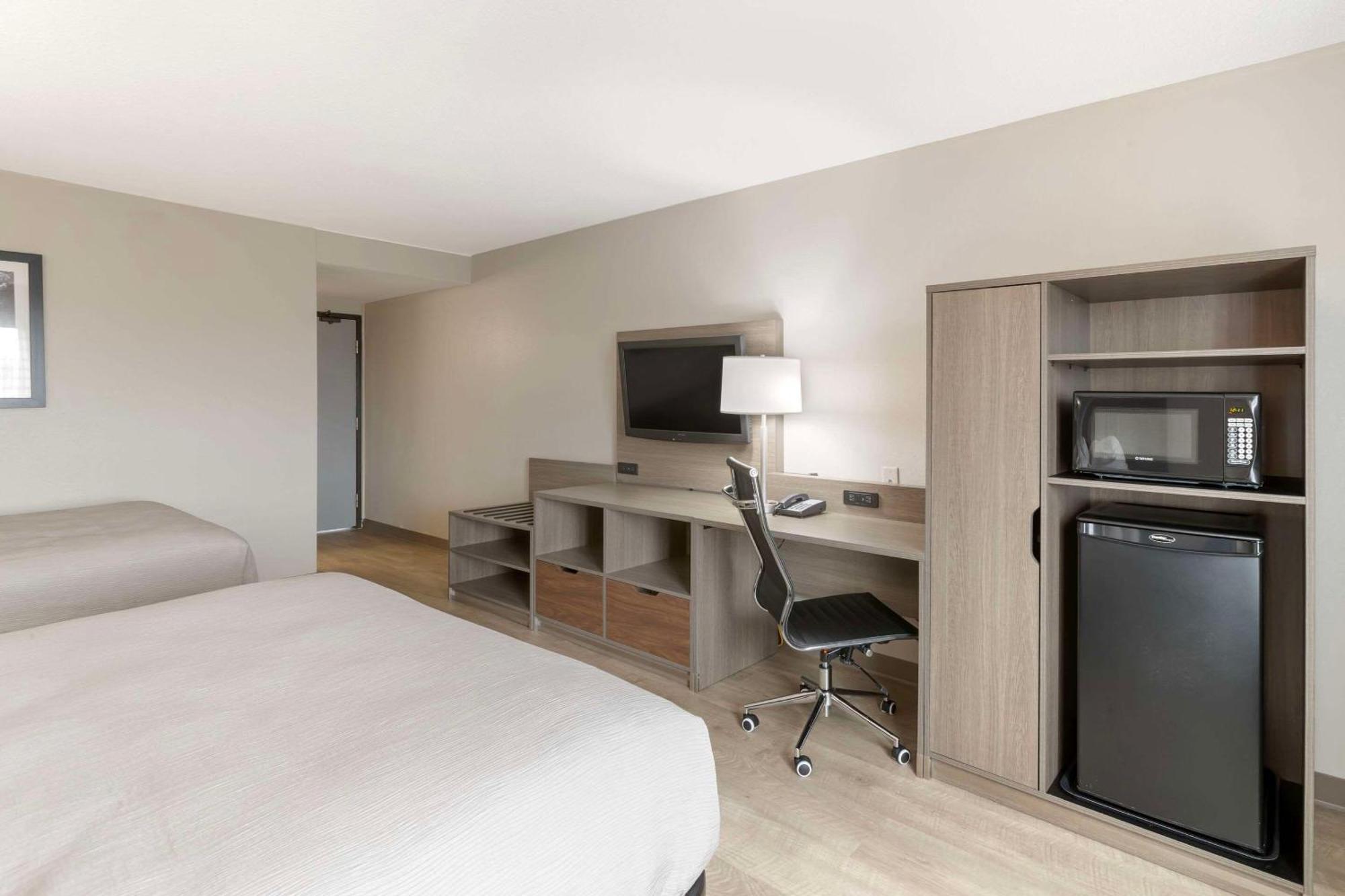 Quality Inn Newton At I-80 المظهر الخارجي الصورة