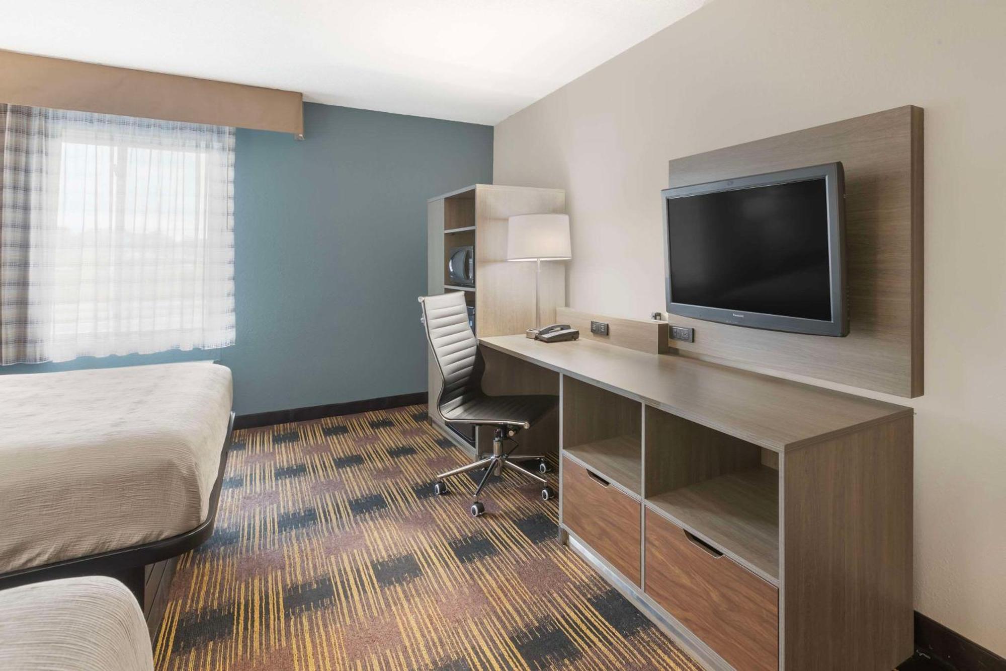 Quality Inn Newton At I-80 المظهر الخارجي الصورة