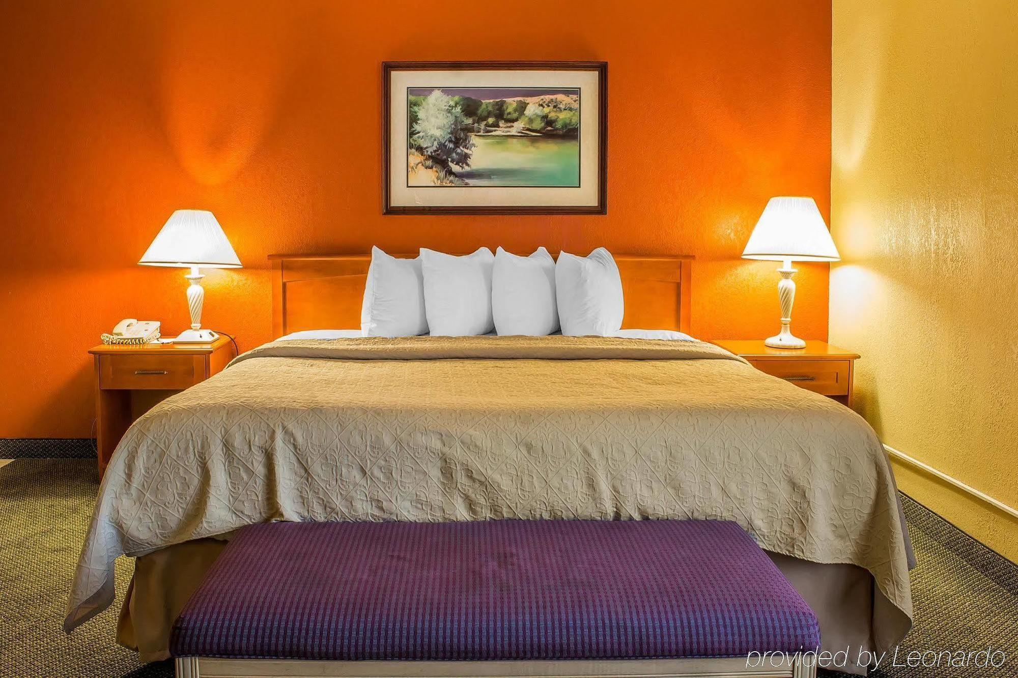 Quality Inn Newton At I-80 المظهر الخارجي الصورة