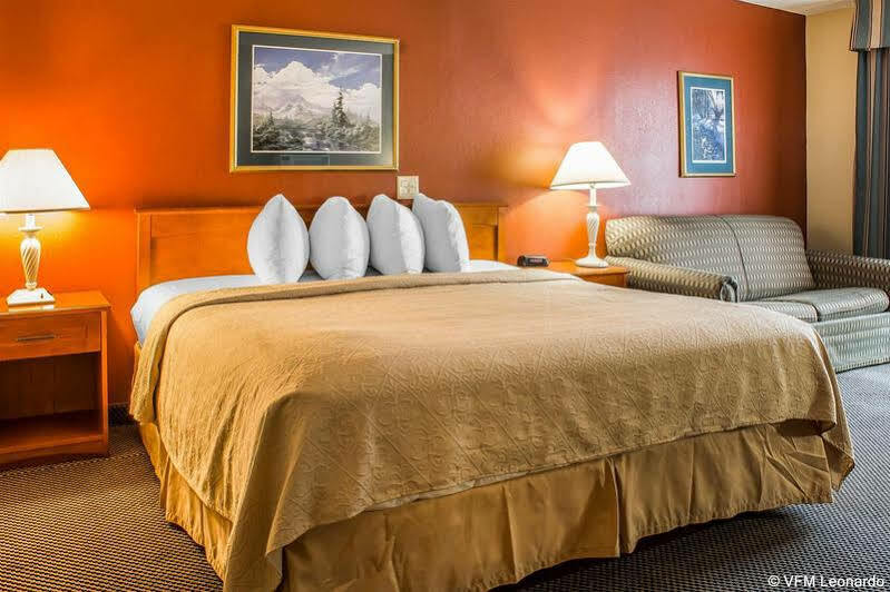 Quality Inn Newton At I-80 المظهر الخارجي الصورة